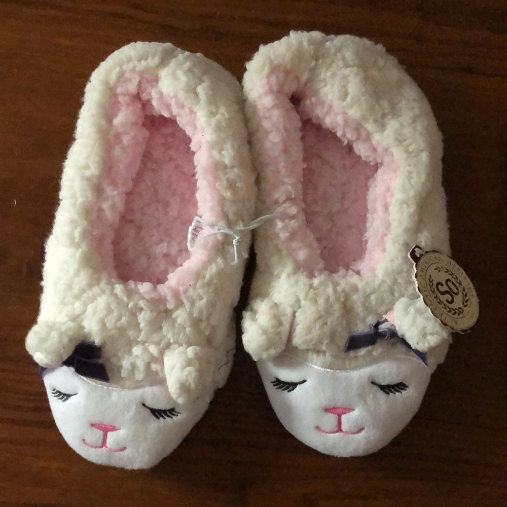 New With Tags Slippers